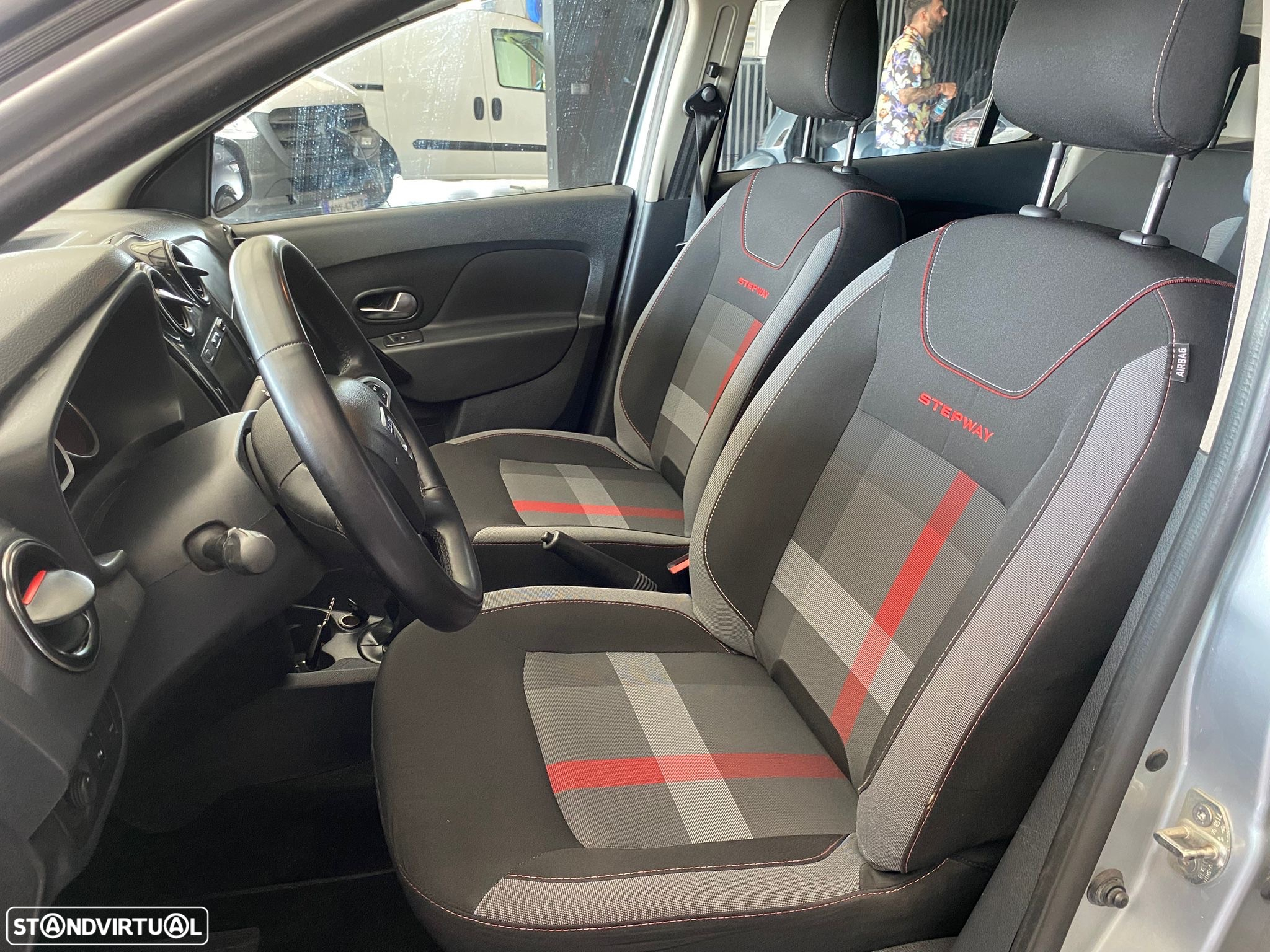 Dacia Sandero 1.0 SCe Comfort - 10
