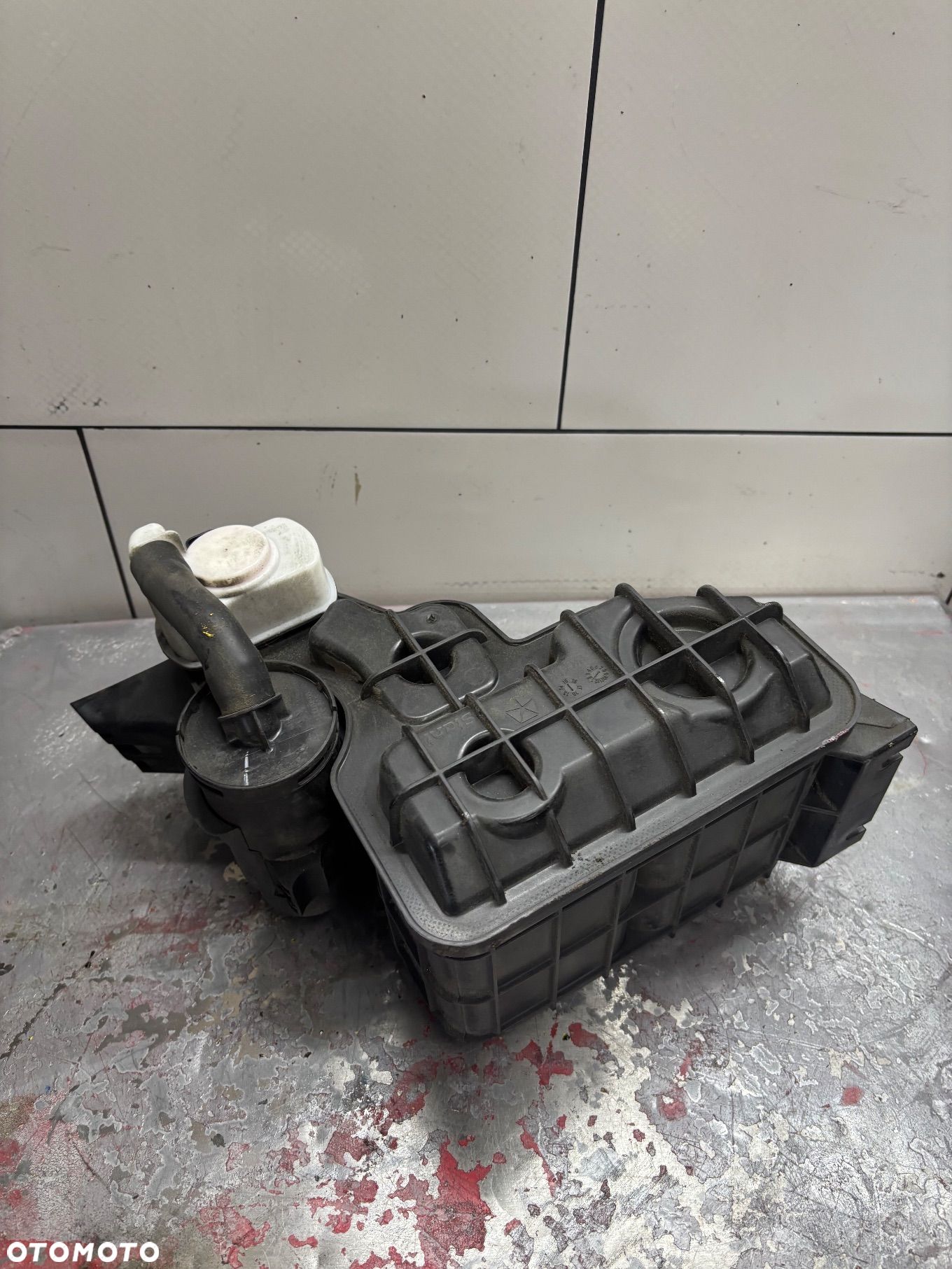 JEEP CHEROKEE KL LIFT 2019- FILTRA WEGLOWY 2.4 USA P6808083 - 1