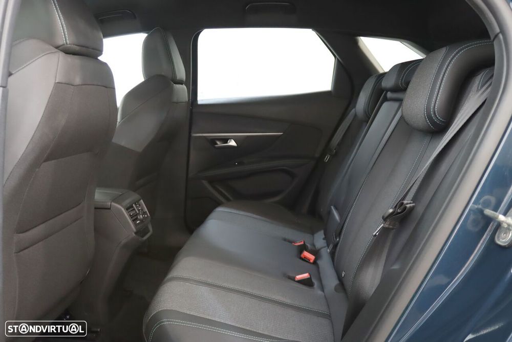 Peugeot 3008 1.2 PureTech Allure - 11