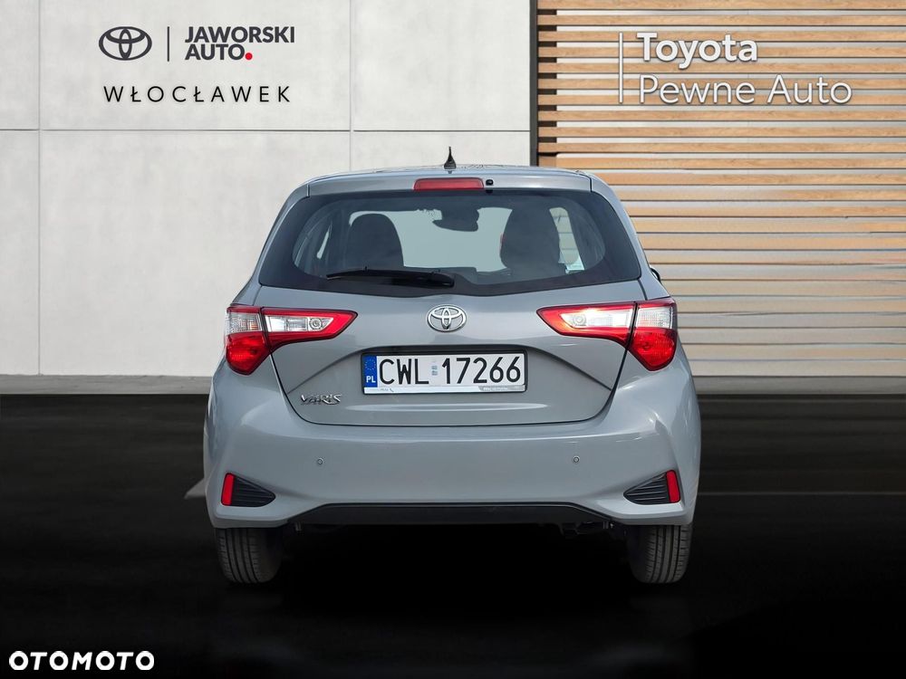 Toyota Yaris - 4