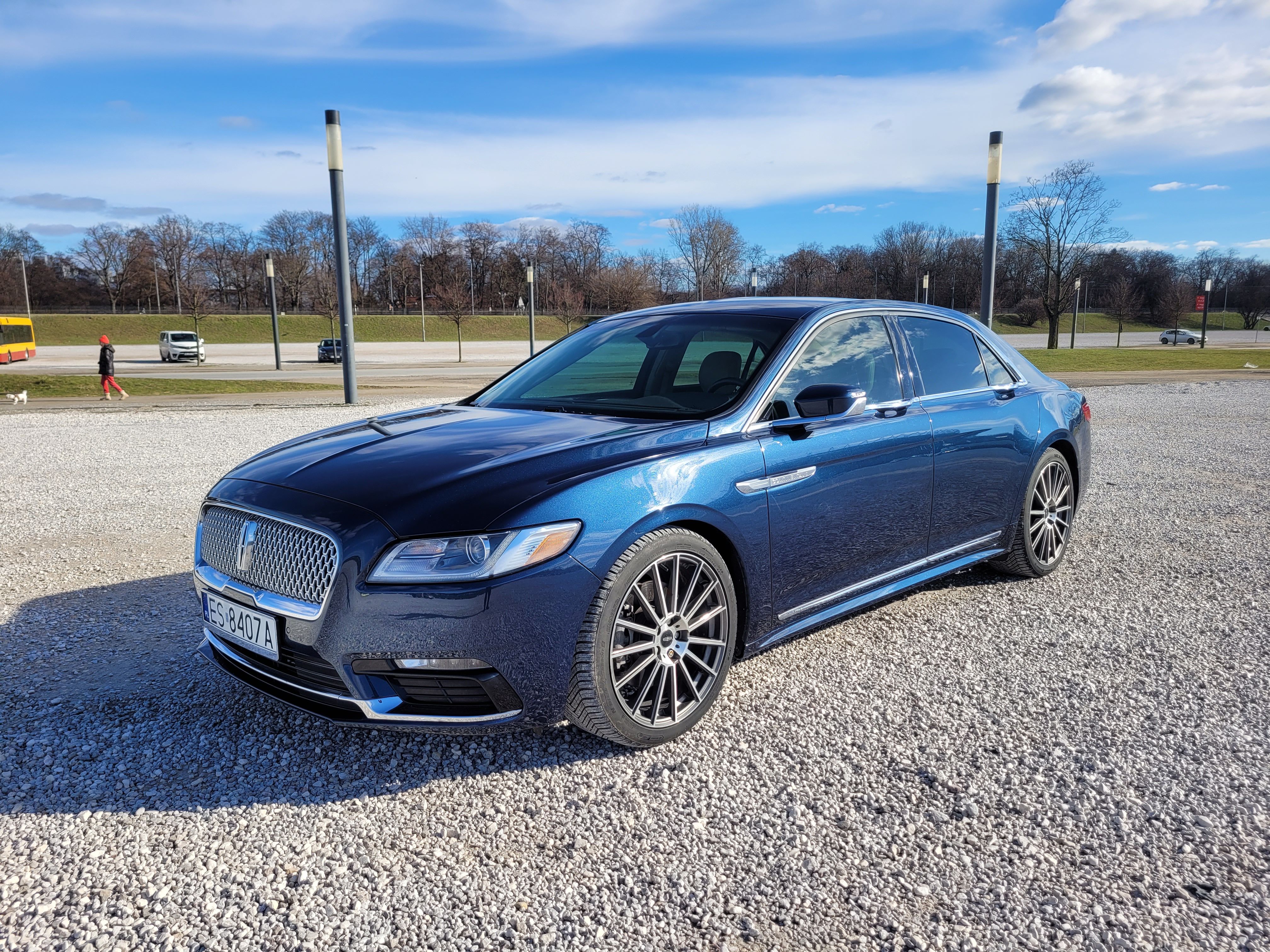 Lincoln Continental - 1