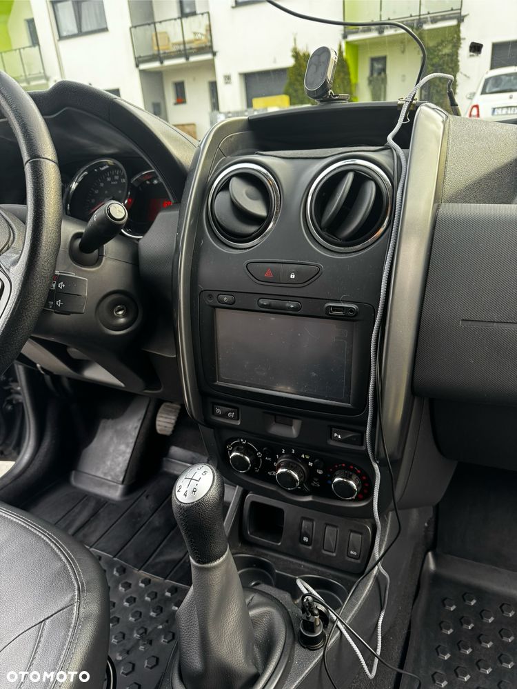 Dacia Duster 1.6 SCe Laureate S&S - 18