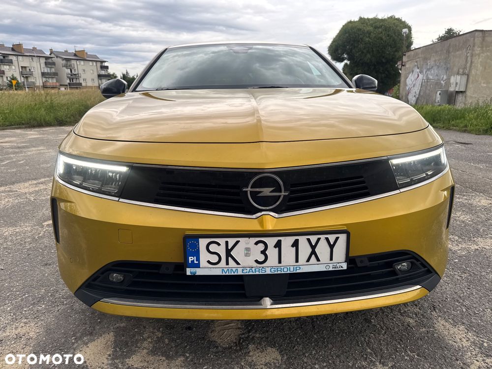 Opel Astra 1.2 T Edition S&S - 4