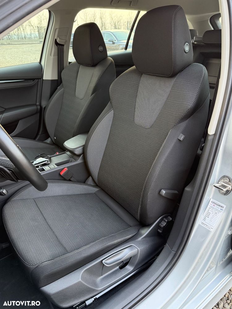 Skoda Octavia 2.0 TDI DSG Ambition - 19