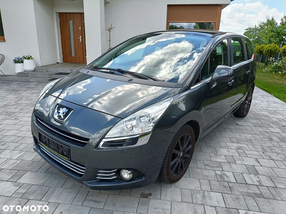 Peugeot 5008 - 5
