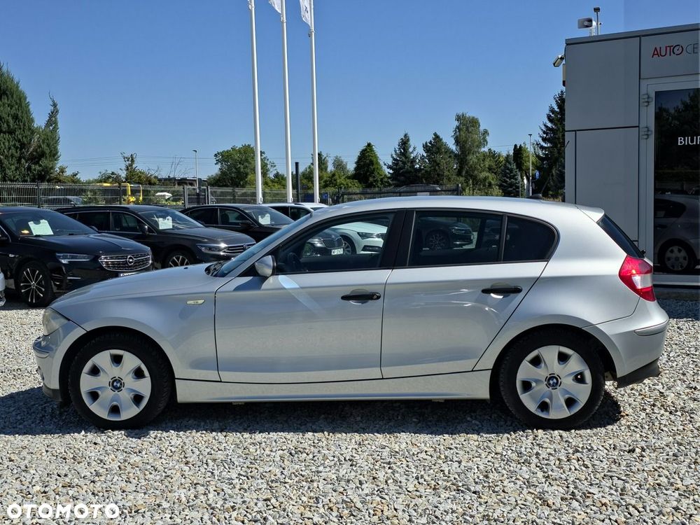 BMW Seria 1 116i - 6