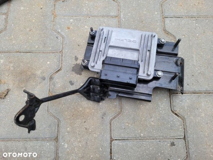Sterownik komputer silnika Chevrolet Spark M300 1,0 2011r 25183255 AASR - 1