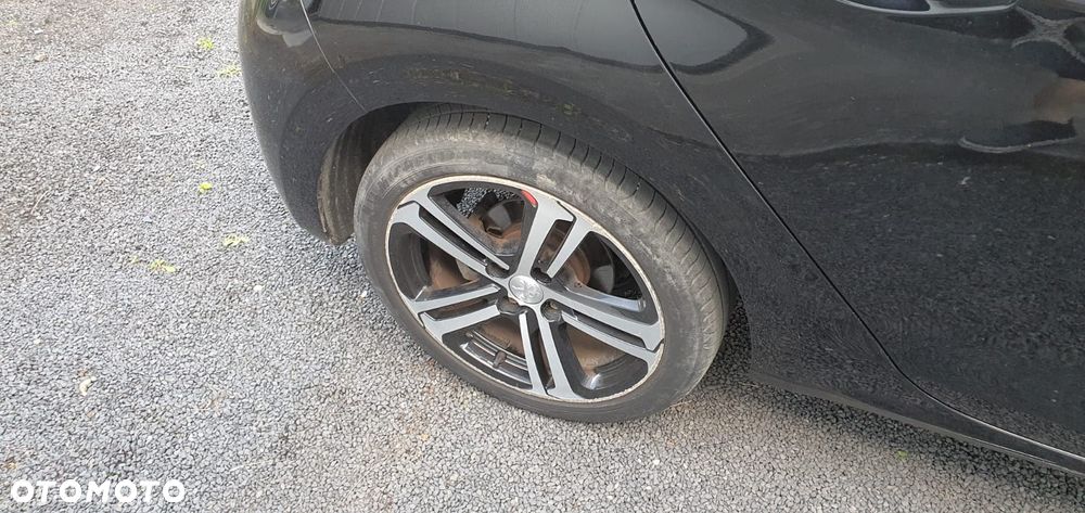 Peugeot 208 Blue-HDi 100 Stop&Start Style - 18