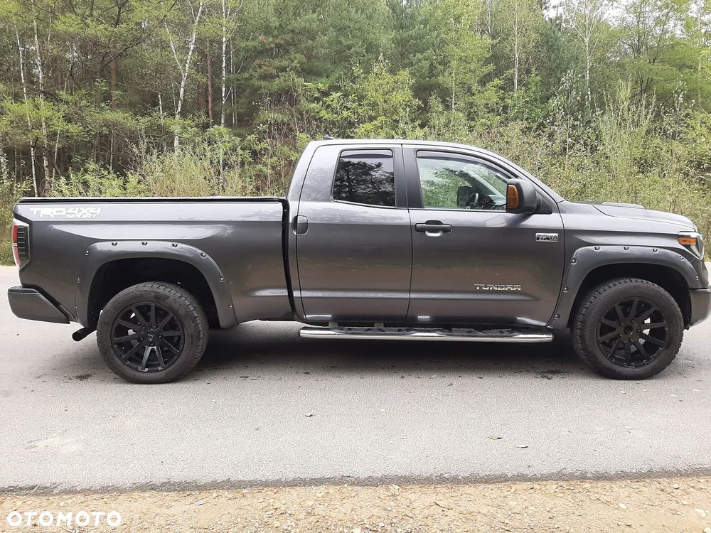Toyota Tundra - 4