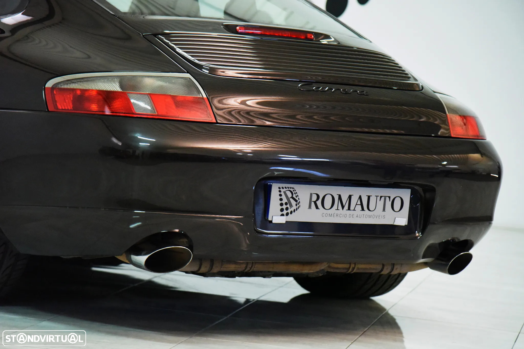 Porsche 911 (996) Carrera Coupé - 9