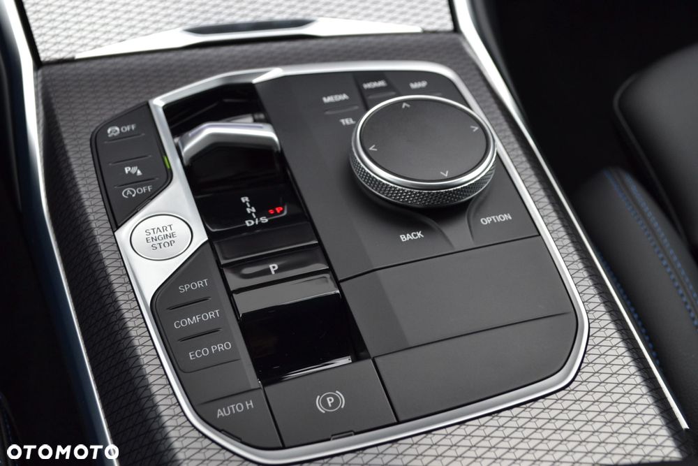 BMW Seria 3 330i M Sport sport - 22