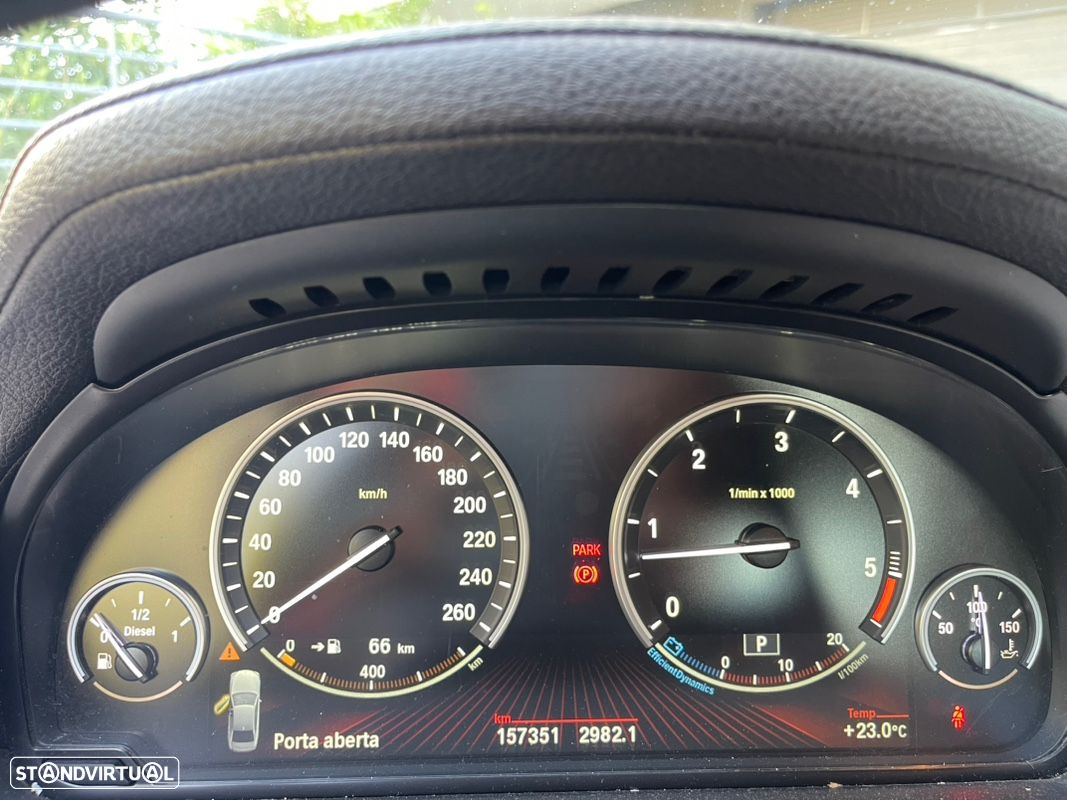 BMW 740 d Pack M - 17