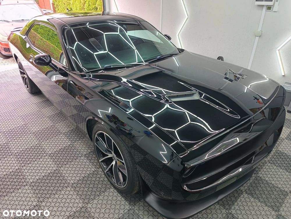 Dodge Challenger 6.4 Scat Pack - 17
