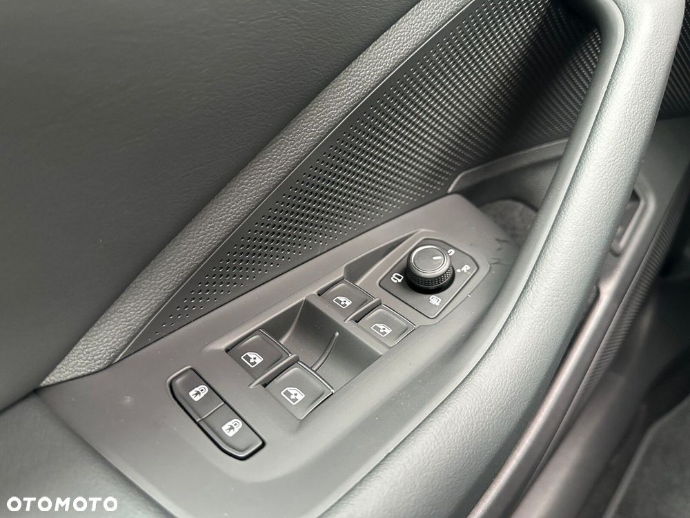 Volkswagen Passat - 25