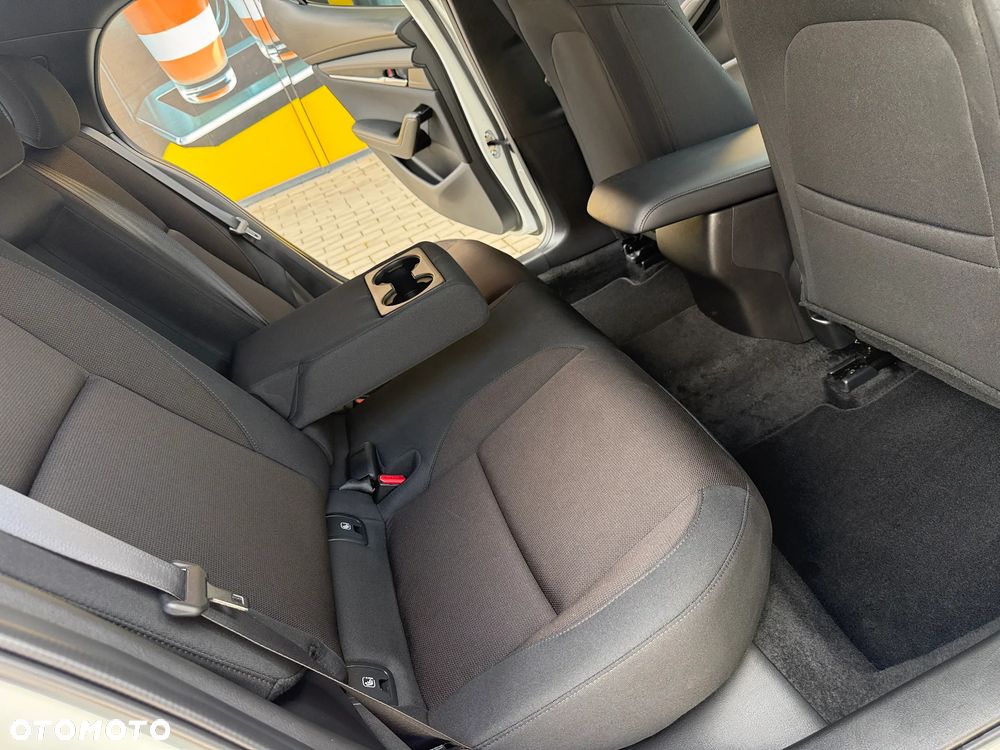 Mazda 3 e-SKYACTIV-X 2.0 M HYBRID HOMURA - 28