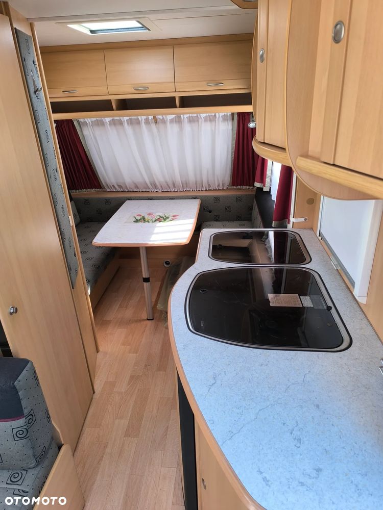 Dethleffs EF2 Camper - 11