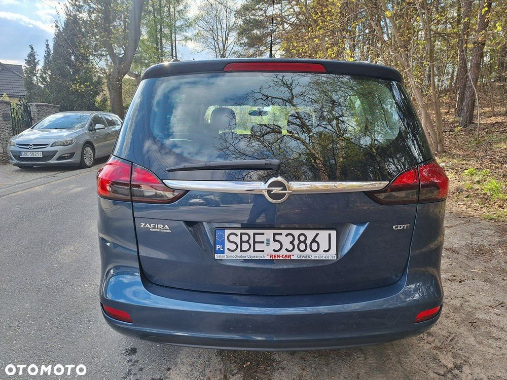 Opel Zafira - 32