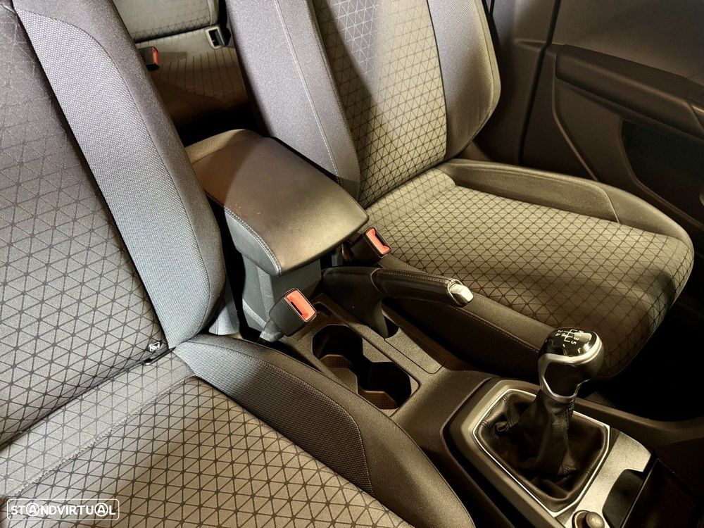 VW T-Cross 1.0 TSI Life - 37