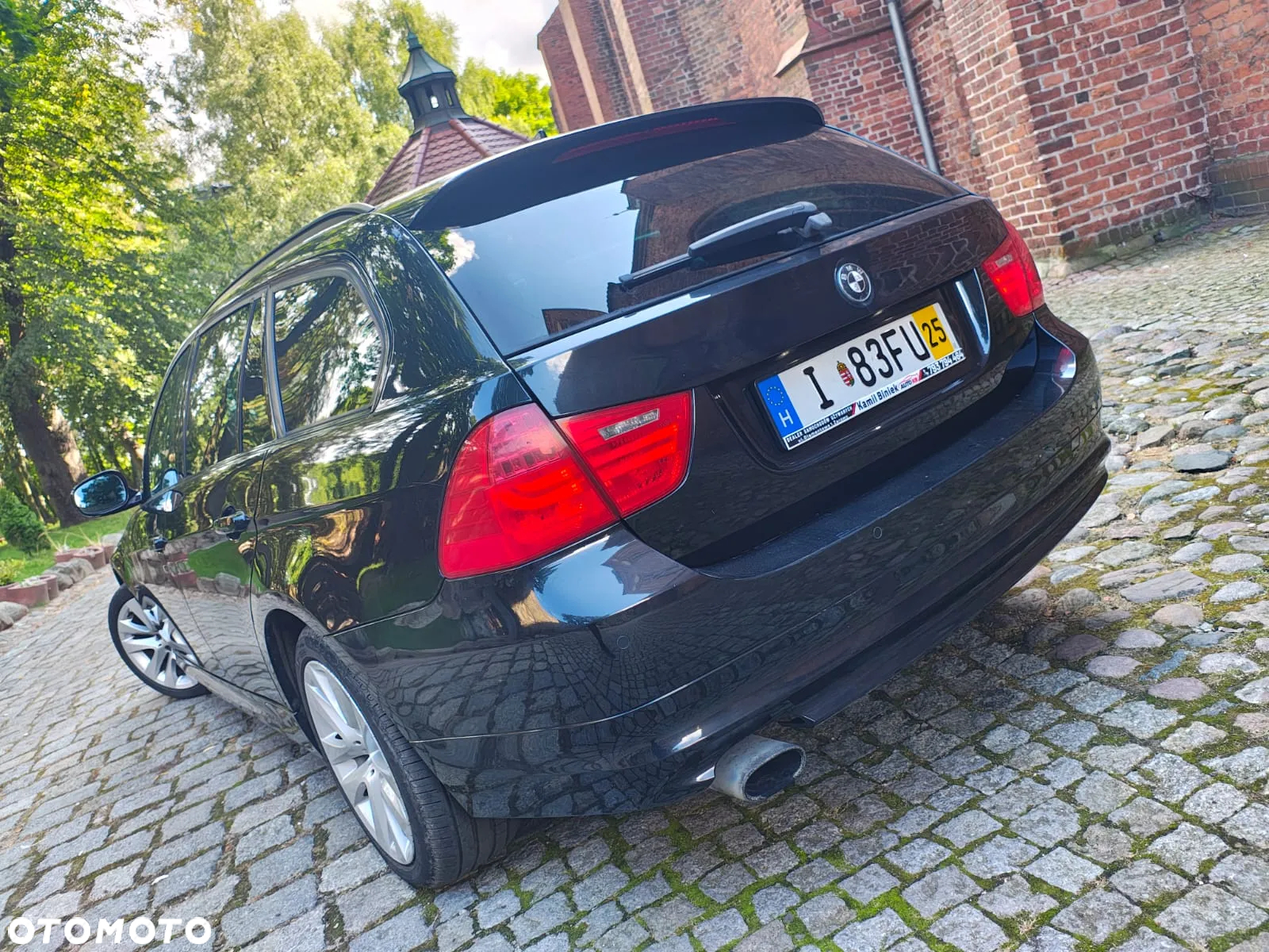 BMW Seria 3 318i Touring - 16