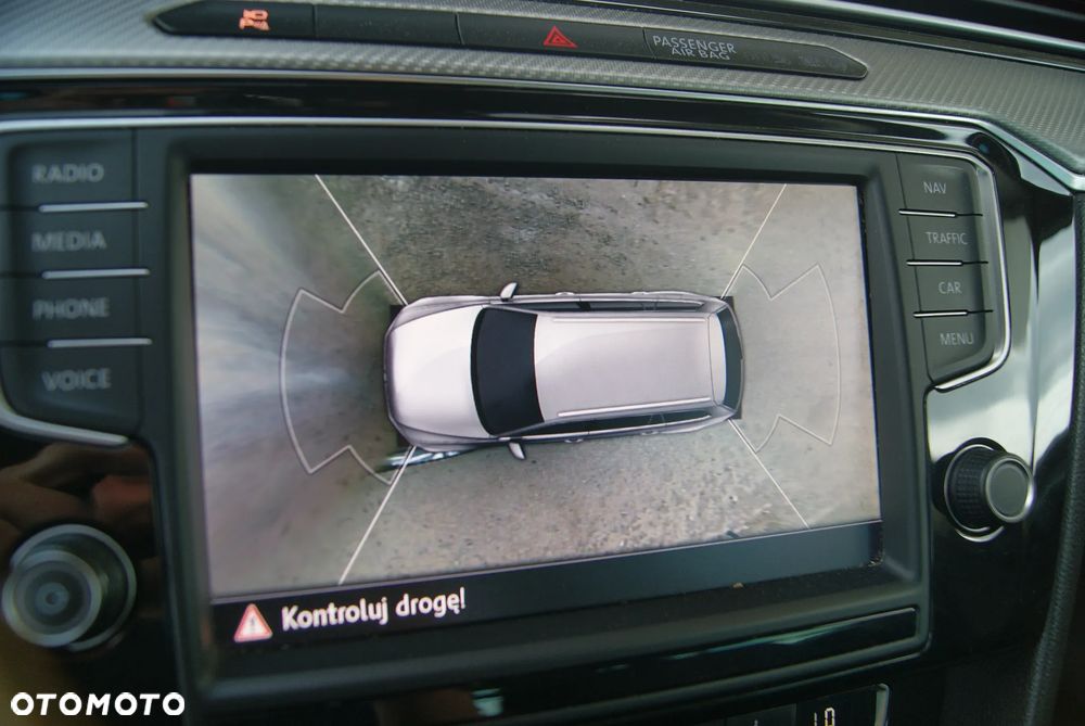 Volkswagen Passat 2.0 TDI SCR 4Mot DSG Highline - 30