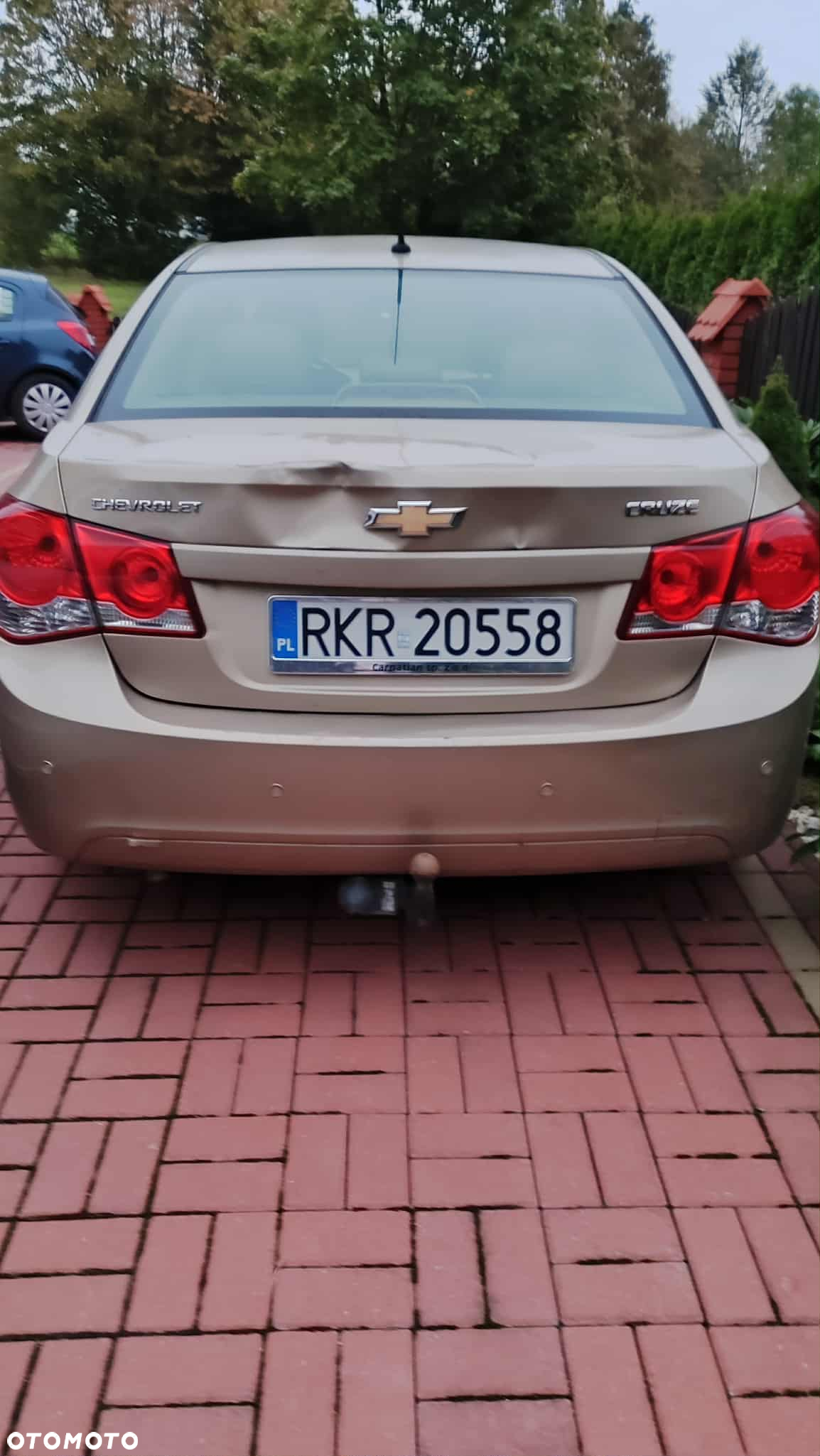 Chevrolet Cruze 1.6 Base - 3