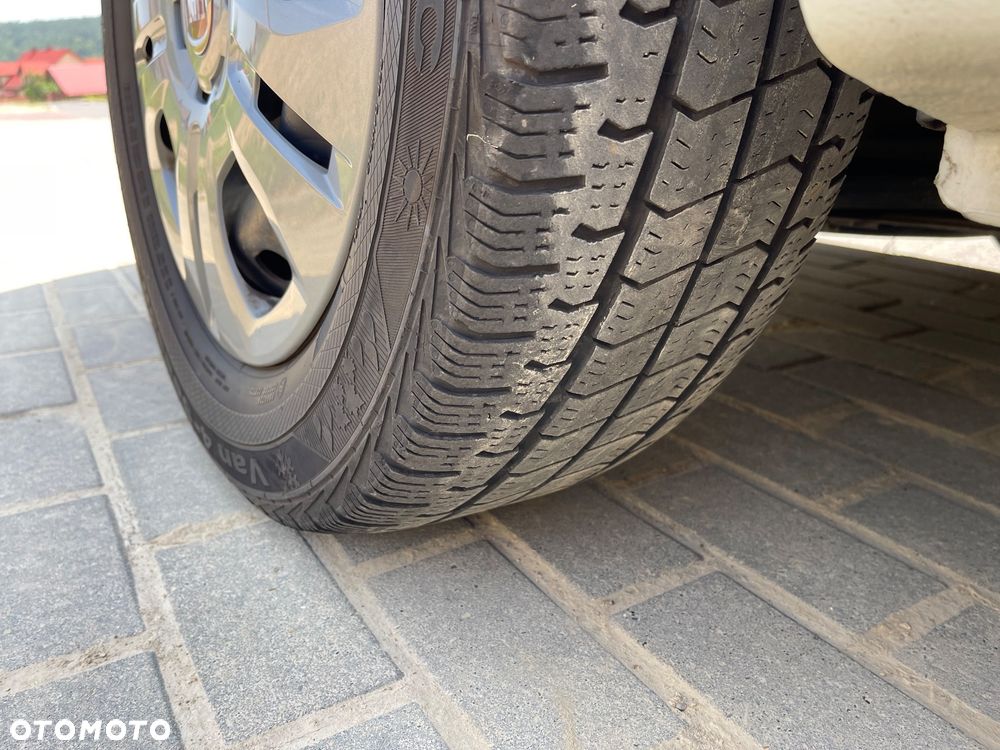 Renault Trafic - 40