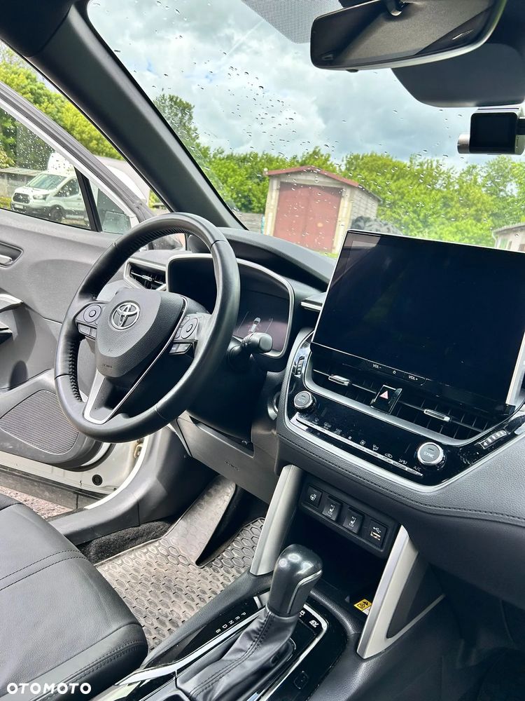 Toyota Corolla Cross 2.0 Hybrid Executive - 16