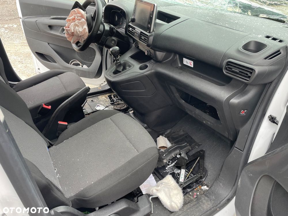 Fiat Doblo - 12