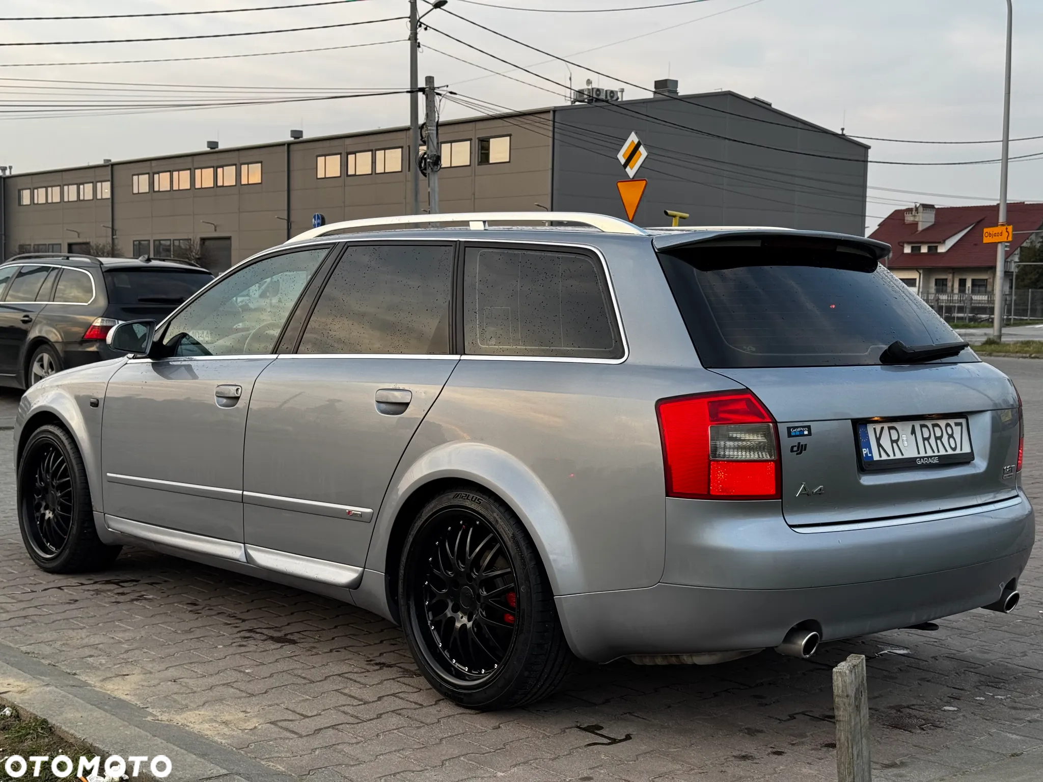 Audi A4 Avant - 4