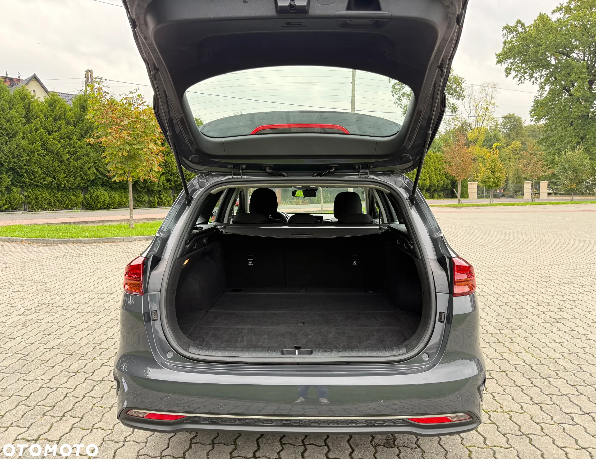 Kia Ceed 1.6 CRDi SCR M - 23