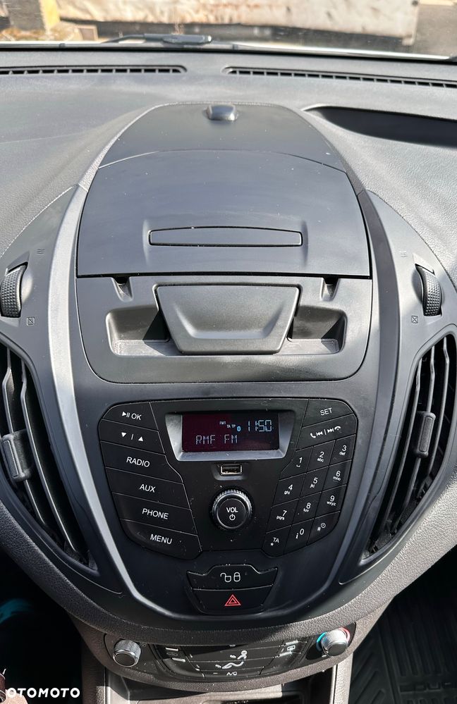 Ford Transit Courier VAT 23% - 13