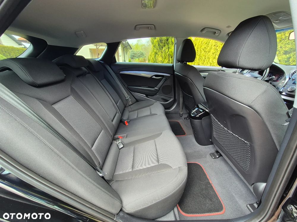 Hyundai i40 Kombi blue 1.7 CRDi Trend - 37