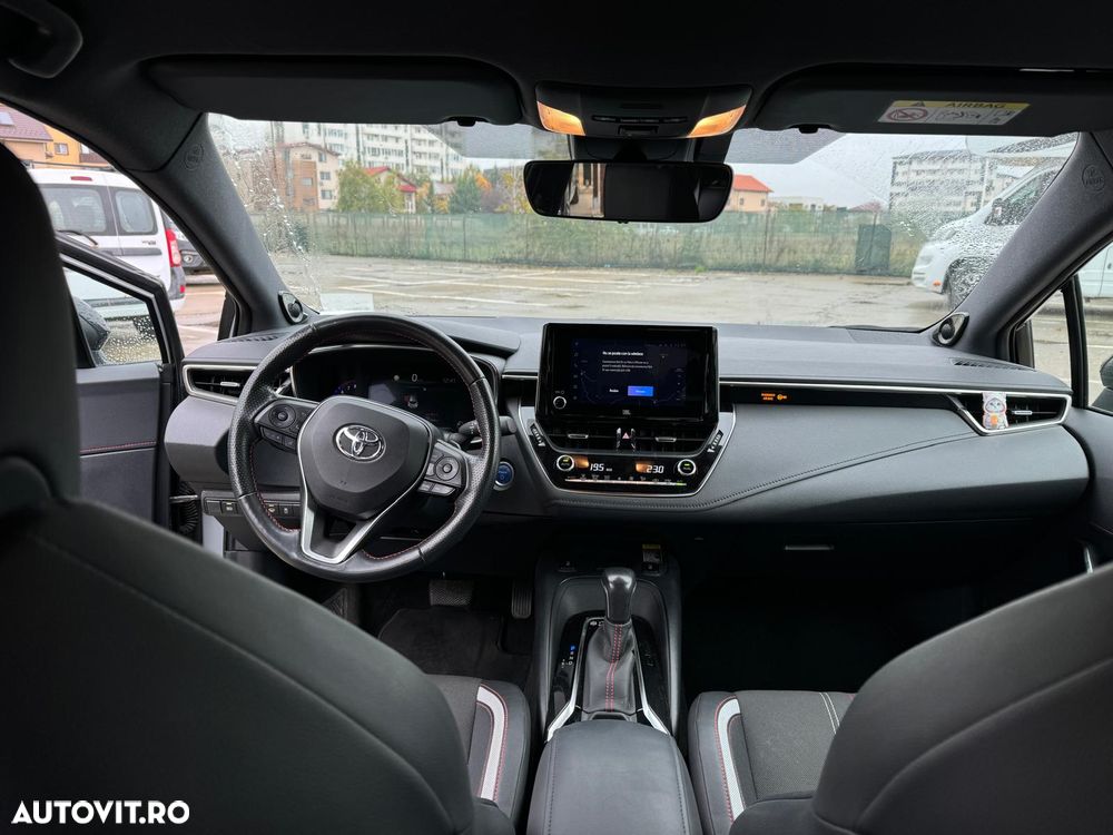 Toyota Corolla 2.0 HSD GR SPORT - 9
