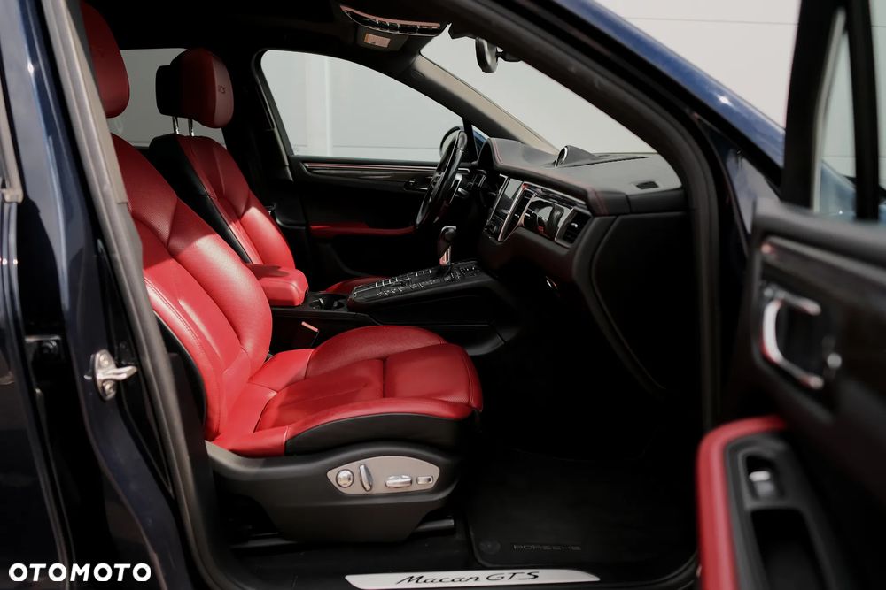 Porsche Macan GTS - 26