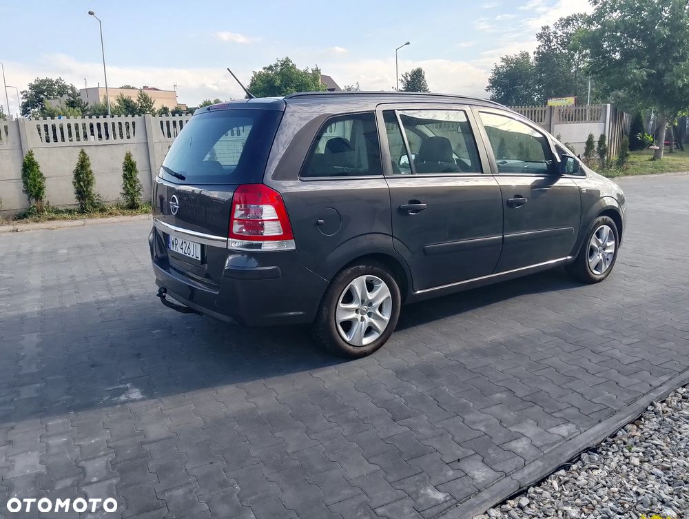 Opel Zafira - 5