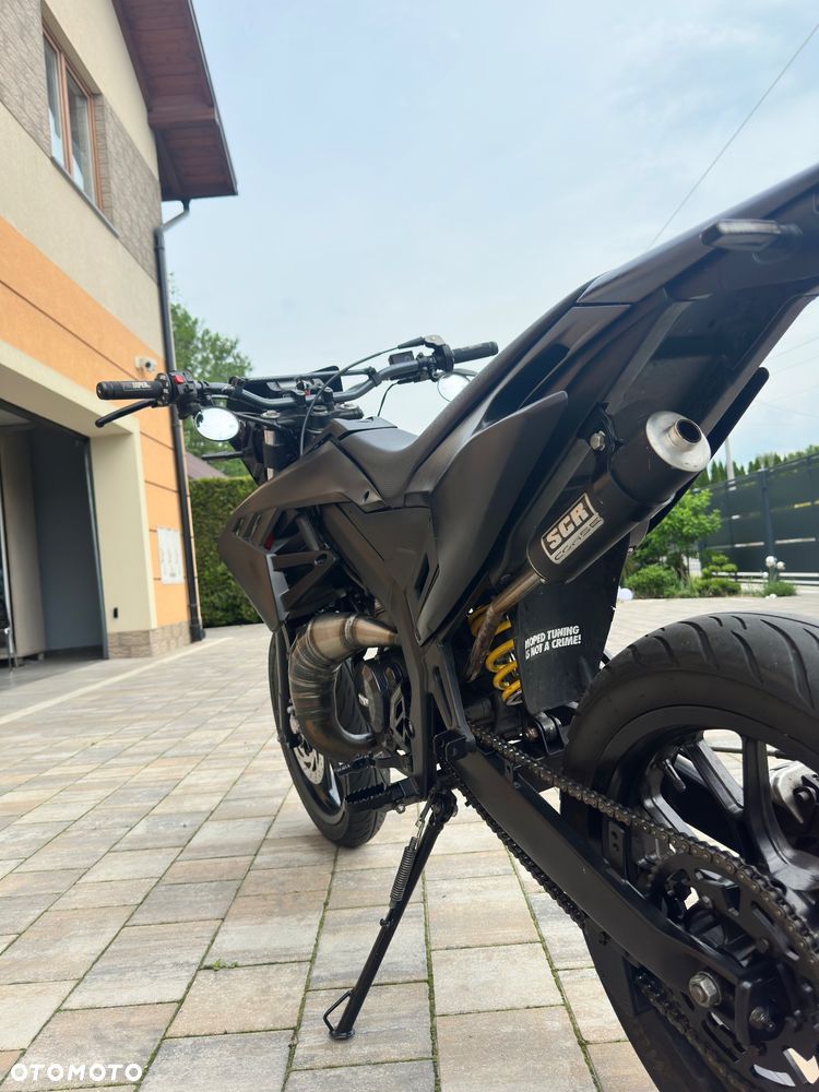 Aprilia SX - 9