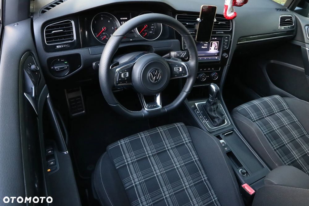 Volkswagen Golf 2.0 TDI BMT GTD DSG - 36
