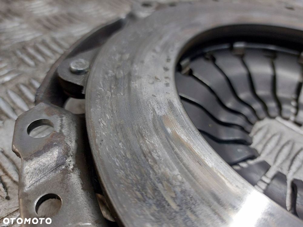 KOŁO DWUMASOWE + TARCZA + DOCISK + ŁOŻYSKO VOLVO S40 II V50 I 2.4 20V - 8