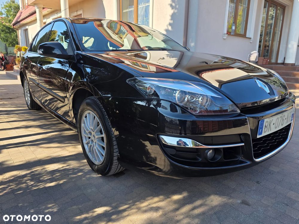 Renault Laguna dCi 150 FAP Bose - 16
