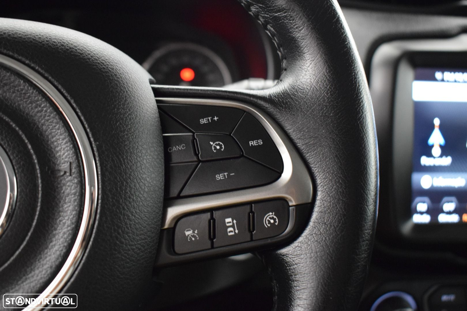 Jeep Renegade 1.6 MJD Limited - 13