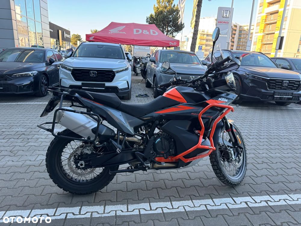 KTM Adventure - 6