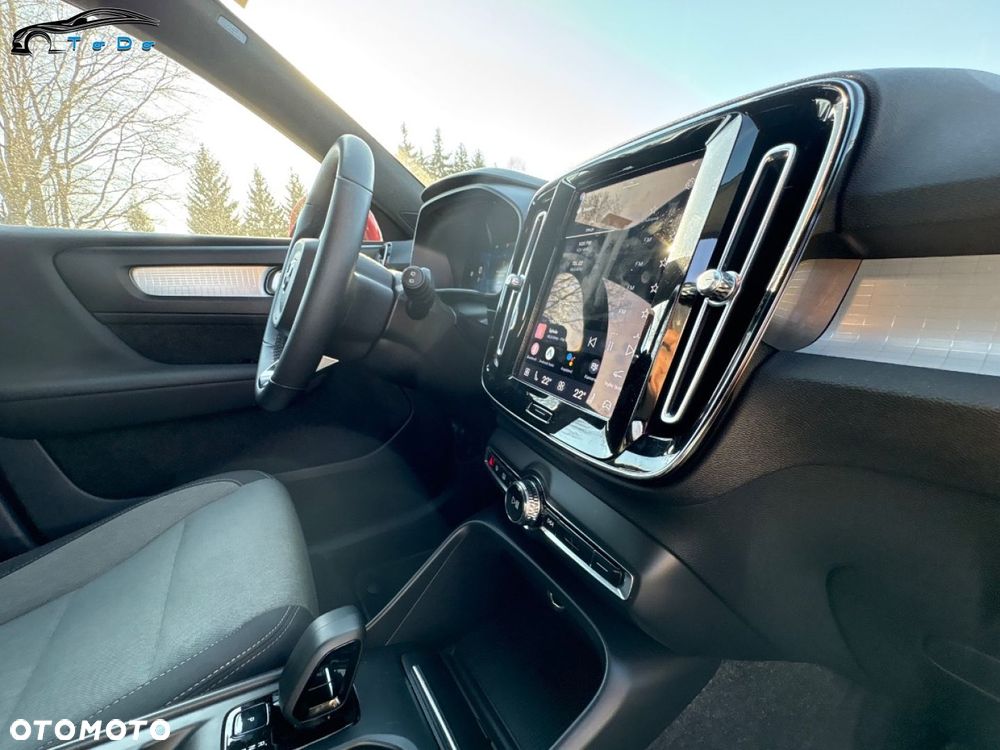 Volvo XC 40 B5 B AWD Geartronic Inscription - 32