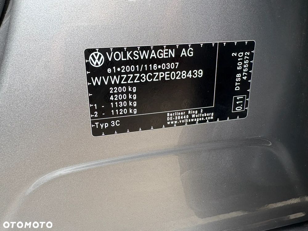 Volkswagen Passat 2.0 TDI EVO Elegance DSG - 24
