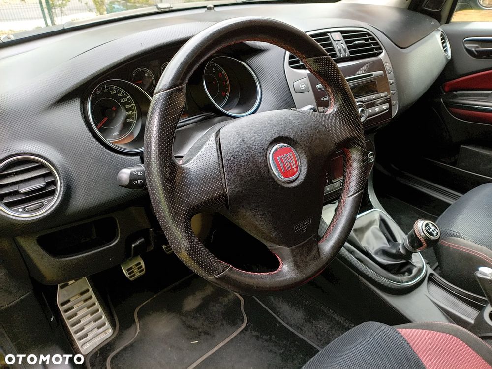 Fiat Bravo 1.4 T-JET 16V Dynamic Euro5 - 29