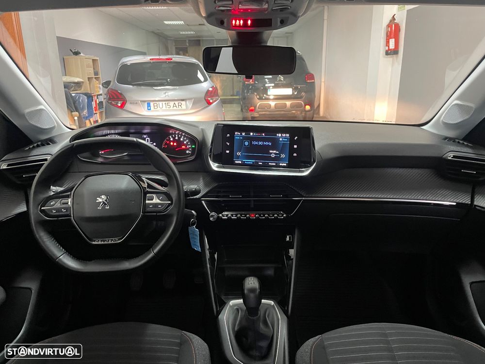 Peugeot 208 1.2 PureTech Active - 18