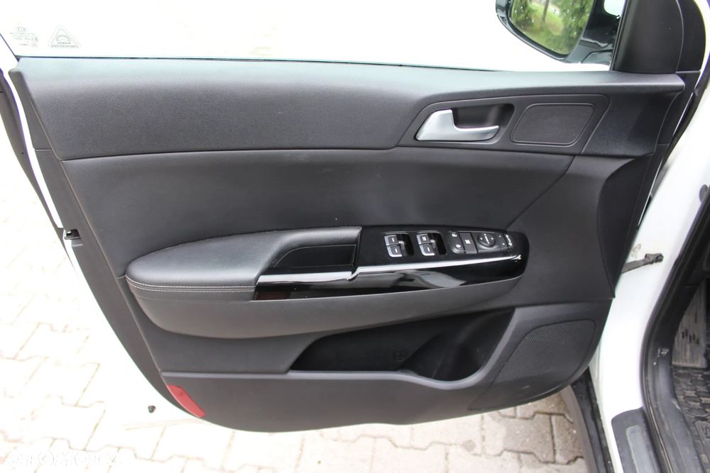 Kia Sportage 1.7 CRDI 2WD Attract - 17