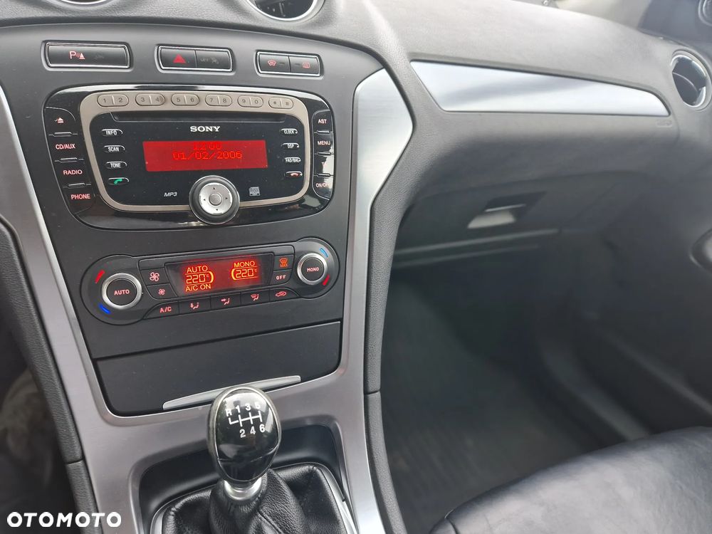 Ford Mondeo 2.0 TDCi Business Edition - 14