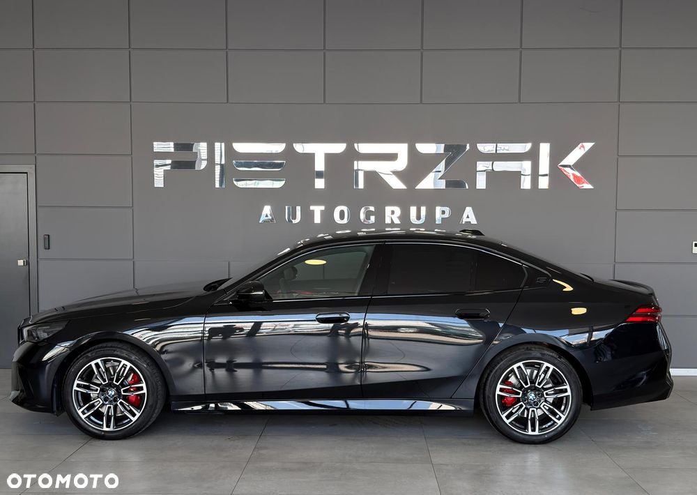 BMW Seria 5 520d xDrive mHEV M Sport - 5