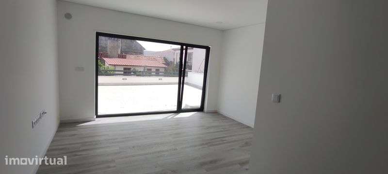 Apartamento no centro de Penalva do Castelo - Grande imagem: 3/4