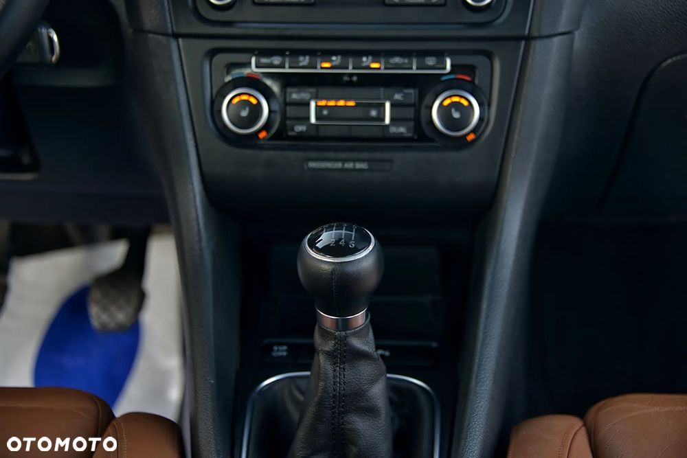 Volkswagen Golf 1.4 TSI Highline - 34